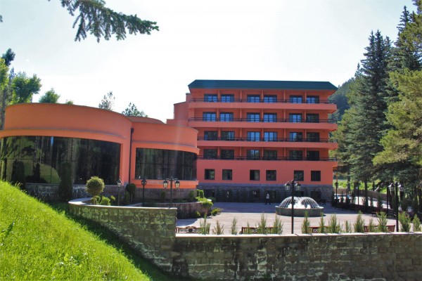 «Նաիրի Սպա Ռեզորթս» Հյուրանոցային Համալիր
