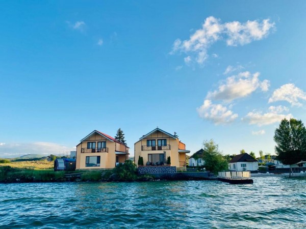 «Նոյ Լենդ Ռեզորթ»